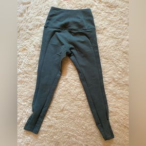 Avocado moto leggings